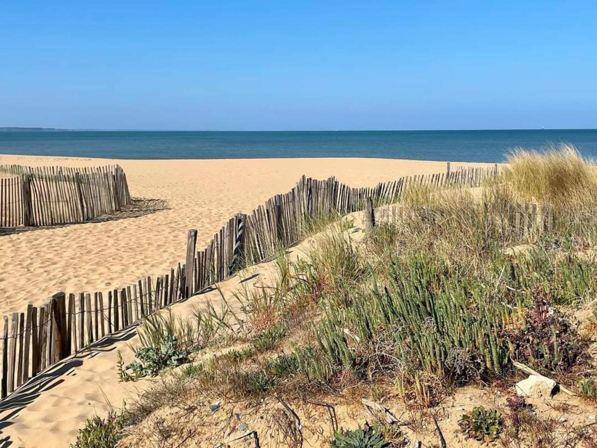 Duplex 3 Pieces A Deux Pas De La Plage Avec Parking - 4 Pers - Fr-1-706-16 Châtelaillon-Plage Eksteriør billede