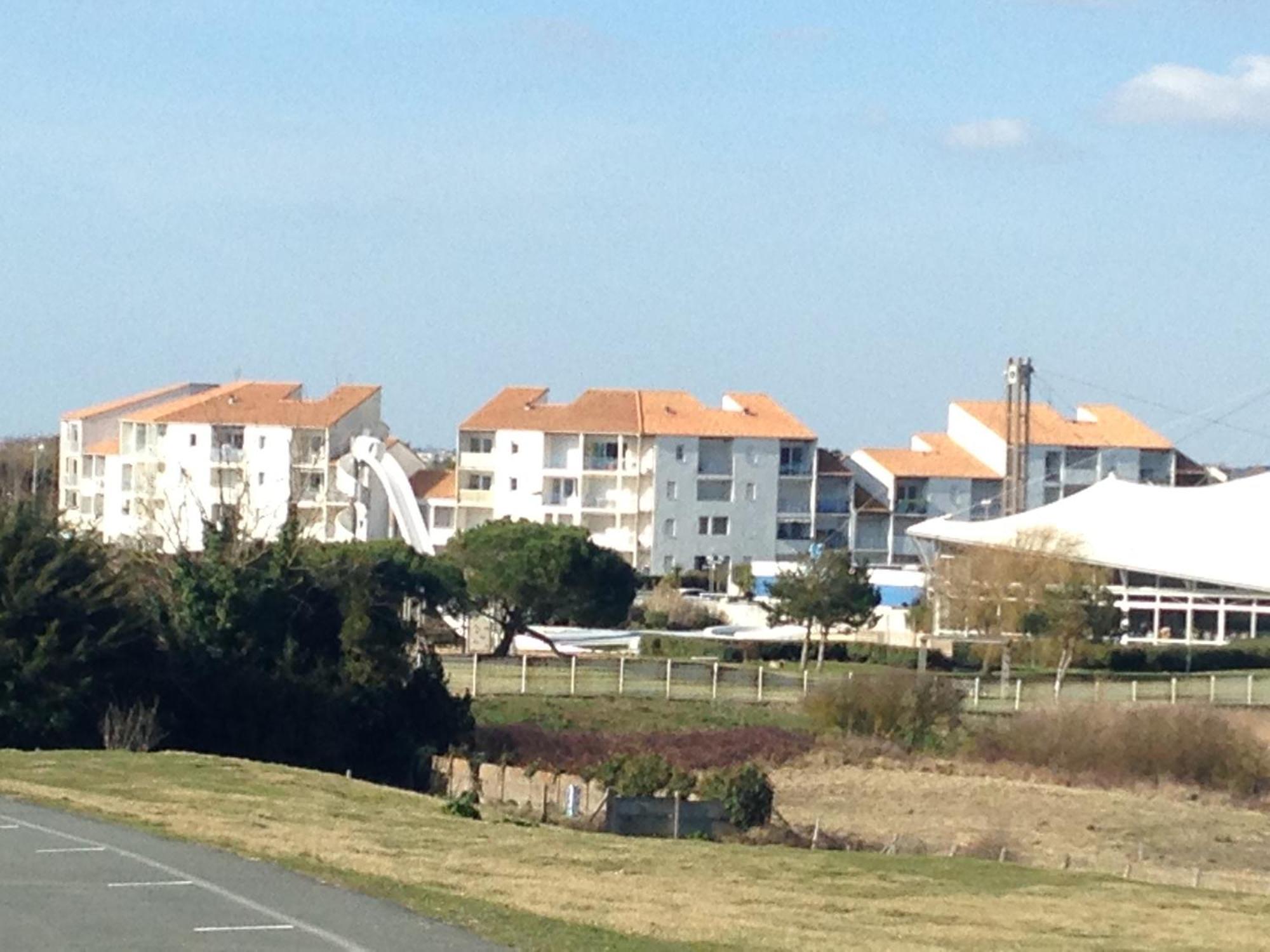 Duplex 3 Pieces A Deux Pas De La Plage Avec Parking - 4 Pers - Fr-1-706-16 Châtelaillon-Plage Eksteriør billede